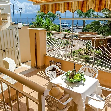 Appartement Casa Morgana-beachfront Roccalumera